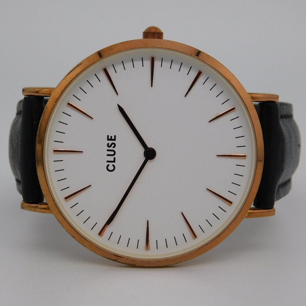 CLUSE Genuine Leather Quartz Analog Women's Watch New Battery